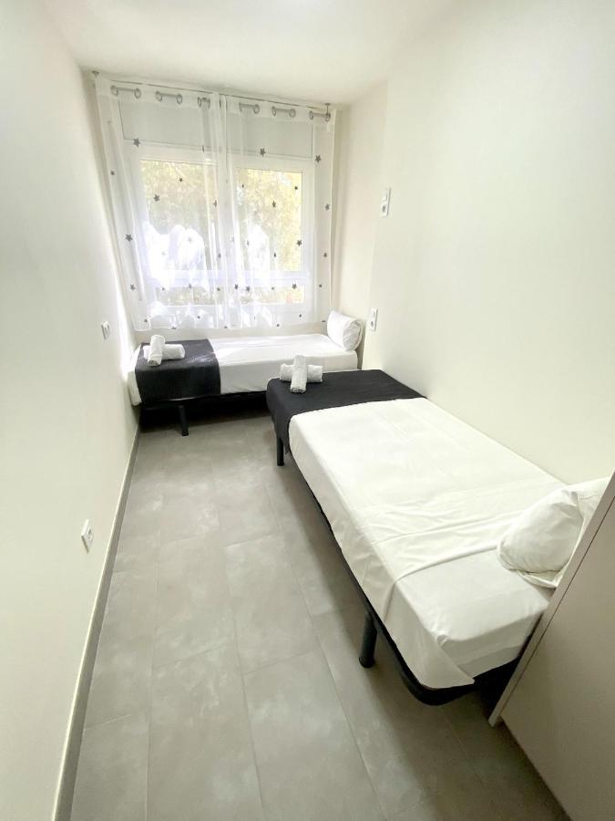 For A Stay Costa Brava 萨洛 外观 照片