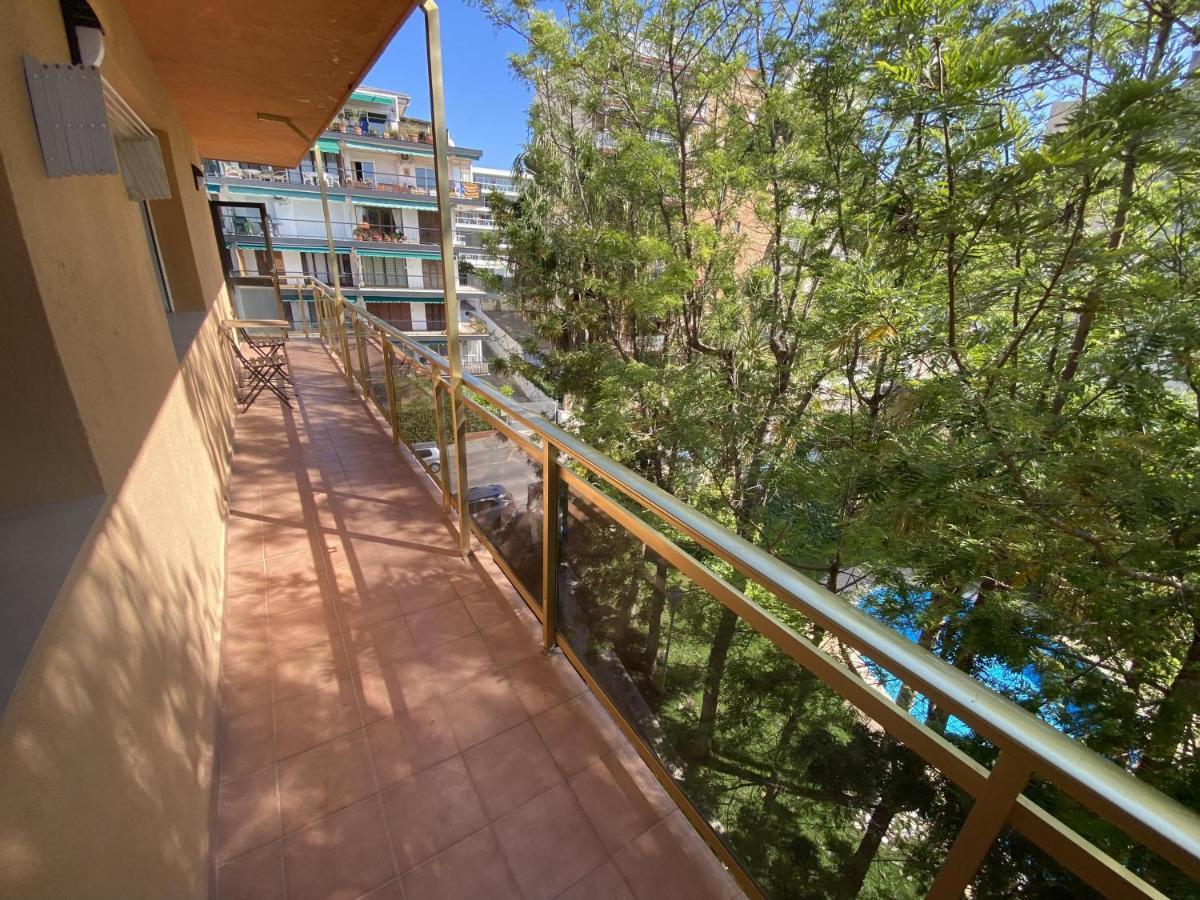 For A Stay Costa Brava 萨洛 外观 照片