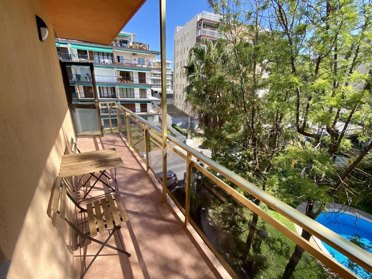 For A Stay Costa Brava 萨洛 外观 照片
